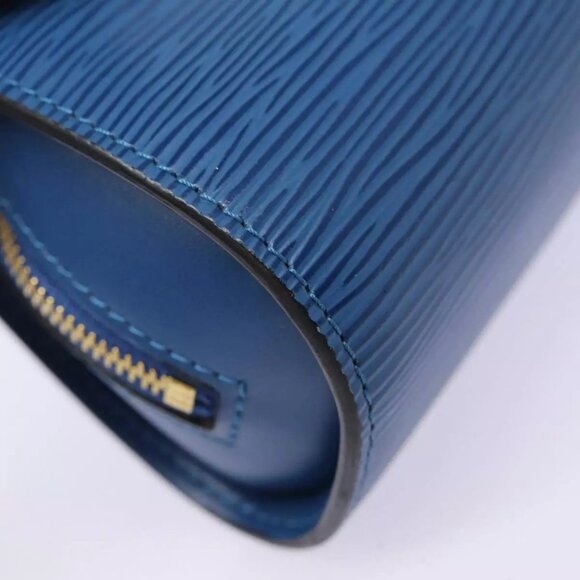 LOUIS VUITTON Epi Dauphine PM Pouch Blue - Picture 7 of 16